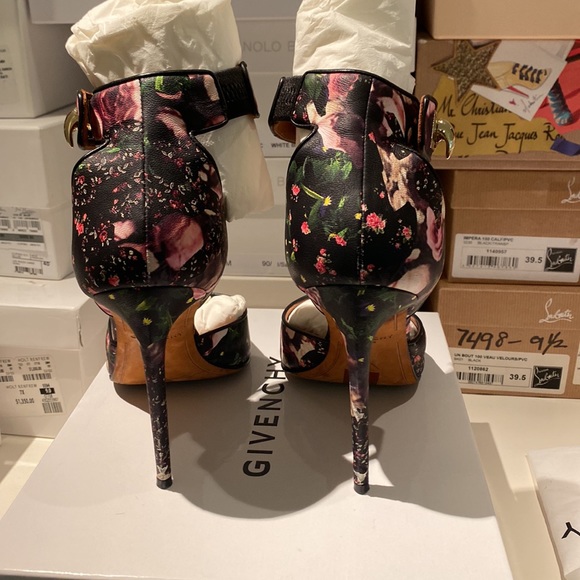 Givenchy floral camouflage print heels with shark lock size 40 - Picture 6 of 8